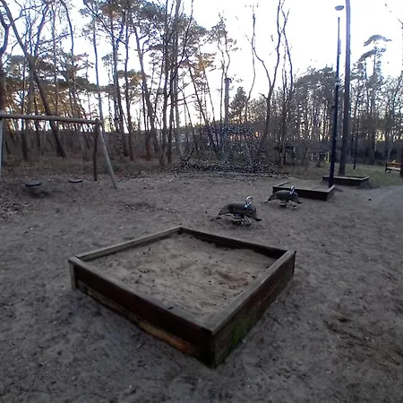 Darlowko 300m Plaza Kladkowe 1 * דארלובו